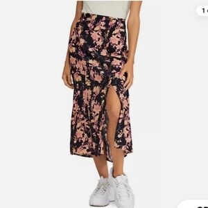 Free People Retro Love Button Front Pink and Black Floral Midi Skirt Size 2
